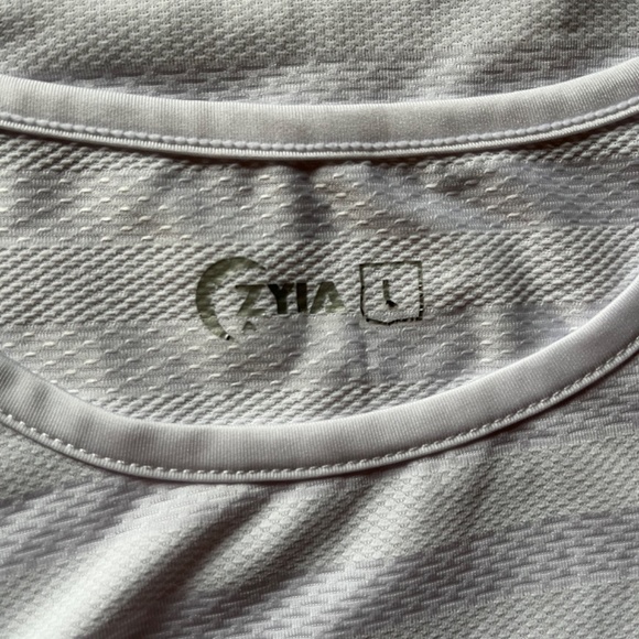 Zyia Active Tank - Picture 4 of 4